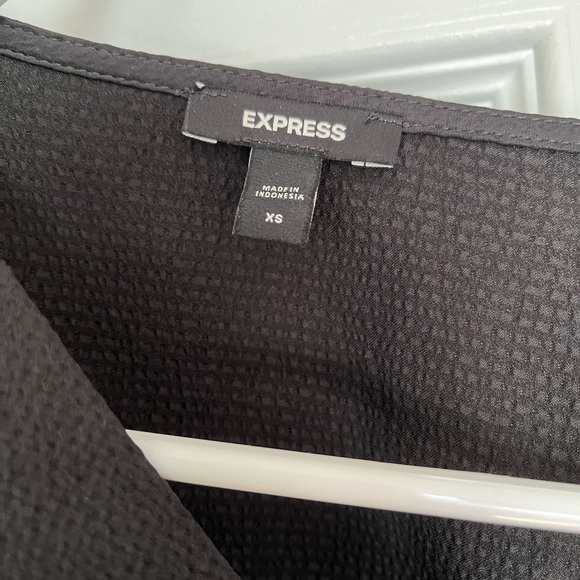 Express Black Halter Top - Picture 4 of 11